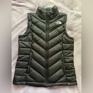 The North Face Vest - Size S